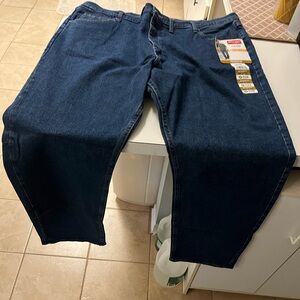 Wrangler Relaxed Fit Men's Jeans